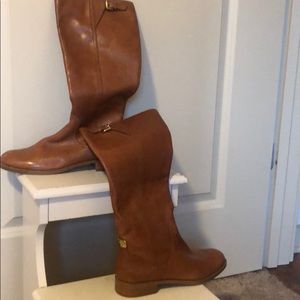 Coach boots
